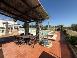 Espectacular Chalet en Aguilar de la Frontera – Confort, Espacio y Naturaleza photo 0