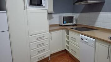 Piso exterior junto a Cruz Conde photo 0