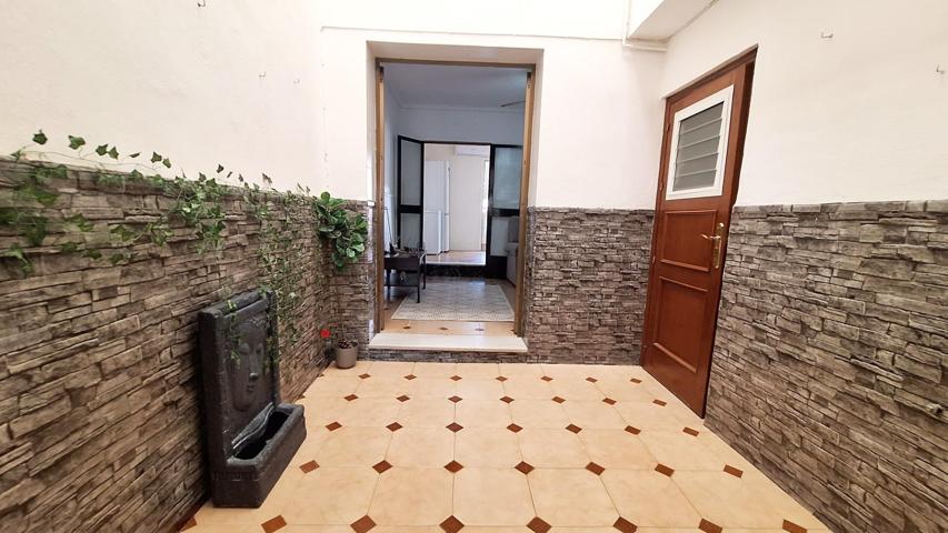 ¡¡ BONITA CASA CON PATIO DELANTERO EN FERNAN-NUÑEZ!! photo 0