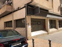 Local en venta en Elda photo 0