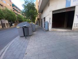Local en venta en Campoamor(03009) photo 0