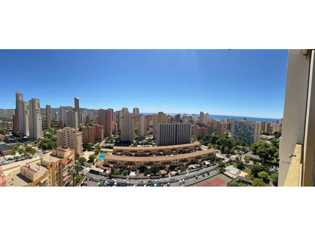 Apartamento en venta en Poble de Llevant(03502) photo 0