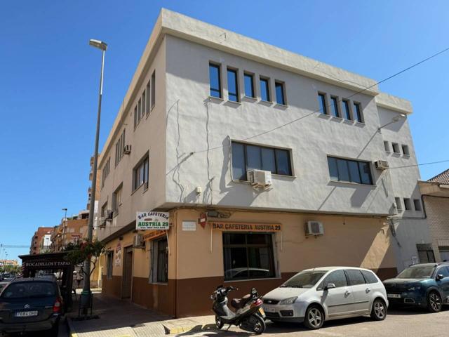 Local en venta en Avinguda Nou d'Octubre-Port de Sagunt(46520) photo 0