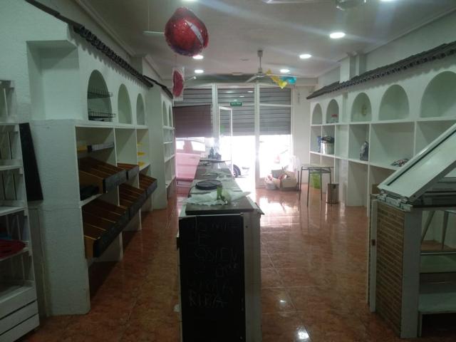 VENDE LOCAL COMERCIAL, TOSCAR photo 0