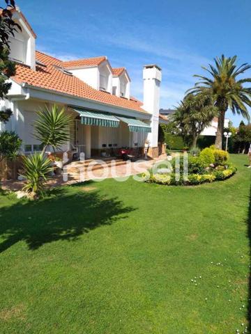 Casa en venta de 250 m² en Calle la Soledad, 39100 Santa Cruz de Bezana (Cantabria) photo 0