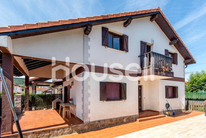 Casa en venta de 150m² Avenida Zoña, 39193 Arnuero (Cantabria) photo 0