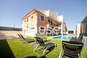 Casa en venta de 260 m² Calle de la Mimosa, 03690 San Vicente del Raspeig-Sant Vicent del (Alacant) photo 0