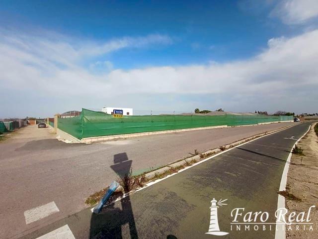 Casa con terreno e invernaderos en venta zona Ctra. Munive photo 0