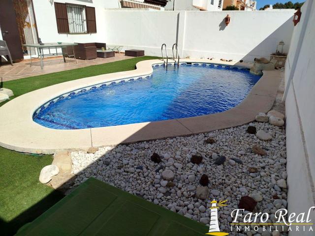 Pareado en venta en Avda. Al-Andalus photo 0