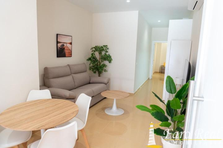 Apartamento en venta en la zona de la plaza de las infantas A8 photo 0