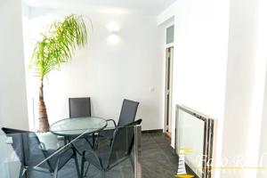 Apartamento en alquiler anual (Plaza de las infantas) photo 0