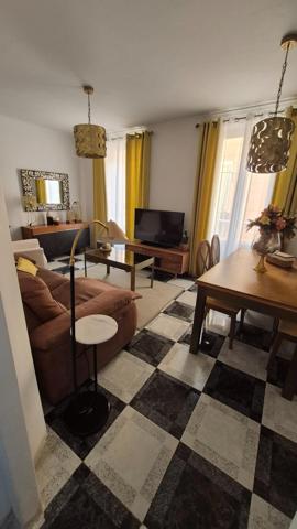 VIVIENDA REFORMADA ZONA CALETA photo 0