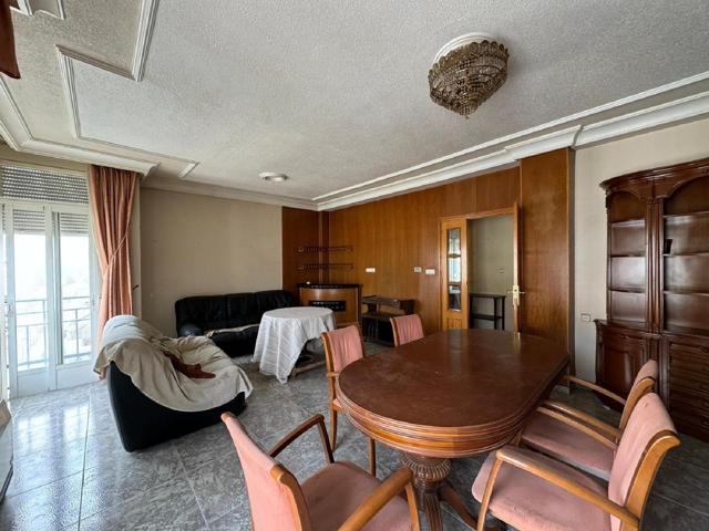 ¡Gran oportunidad en pleno centro de Cieza! photo 0