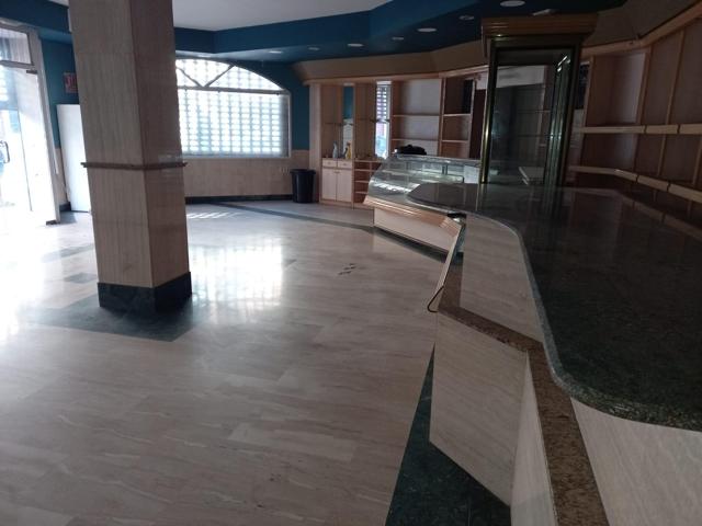 LOCAL EN VENTA O ALQUILER EN CREVILLENTE, FINANCIACION 100 % photo 0