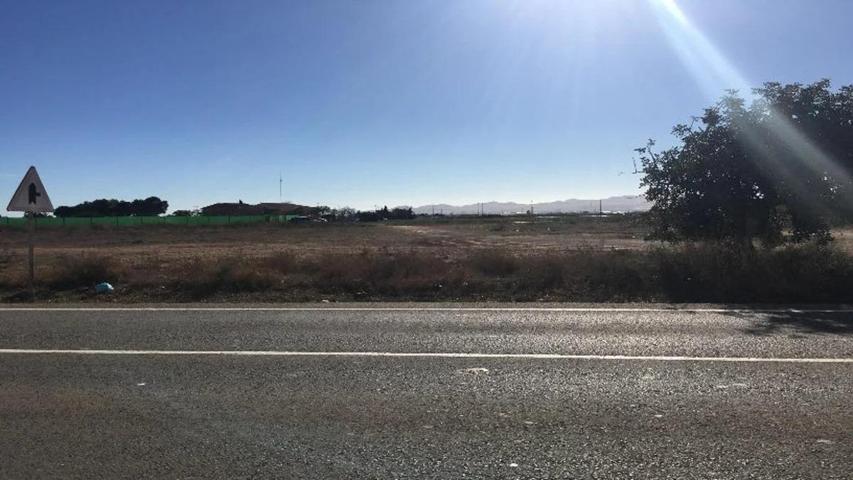 Local en venta en calle Saavedra Fajardo, Cartagena, Murcia photo 0