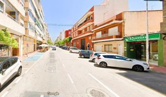 Local comercial en Alquiler en Torrevieja Alicante photo 0