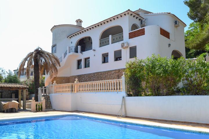 Preciosa Villa en venta en Monte Pedreguer photo 0