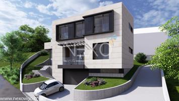 Parcela con proyecto y vistas al mar en Candeán photo 0