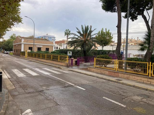 LOCAL EN PICANYA photo 0