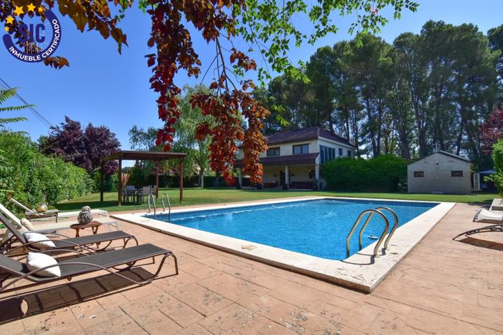 Chalet de Lujo en Venta en Urbanización Aguasol – Albacete photo 0