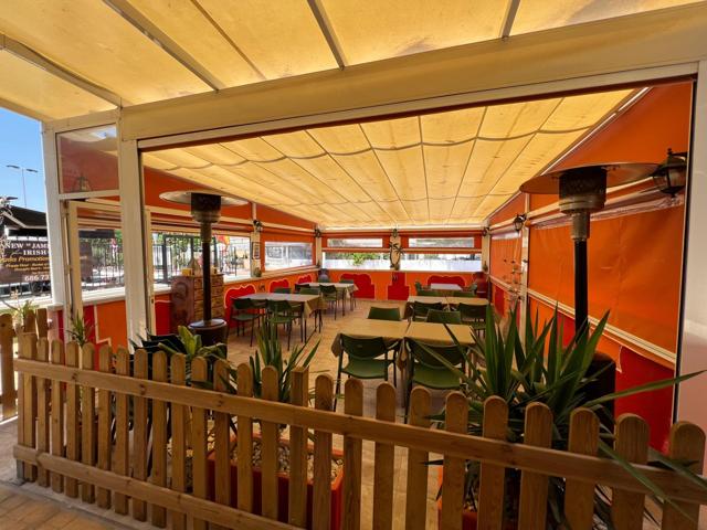¡FANTÁSTICA OPORTUNIDAD DE NEGOCIO! Restaurante de licencia (45m2) con terraza (35 m2) photo 0