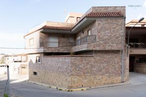 Villa en Redovan photo 0