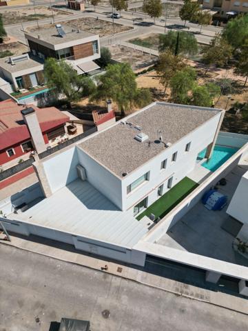 CHALET INDEPENDIENTE EN CALLOSA DE SEGURA. photo 0