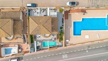 Exclusiva villa independiente de estilo mediterráneo con vistas al mar y piscina privada photo 0