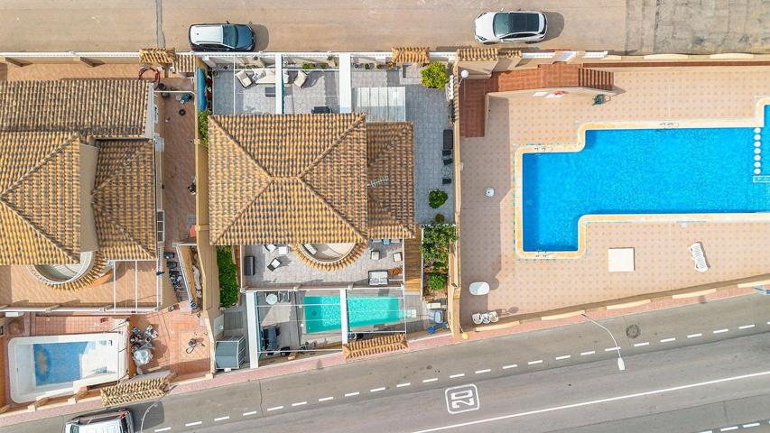 Exclusiva villa independiente de estilo mediterráneo con vistas al mar y piscina privada photo 0
