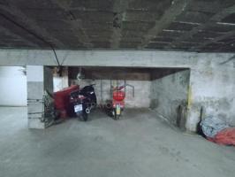 Plaza de garaje para moto en Doctor Corbal - frente al LIDL photo 0