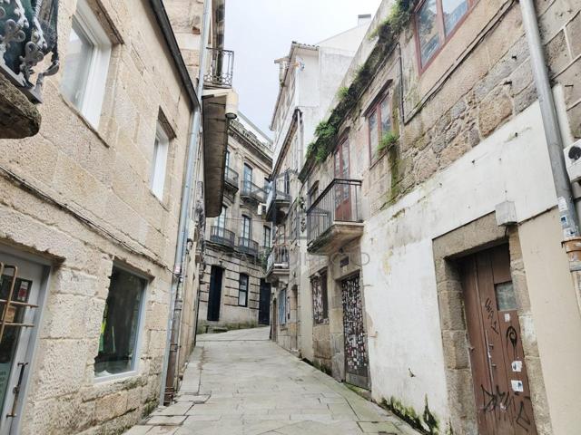 Apartamento Praia de Limens. 40m2 + altillo en pleno centro histórico. photo 0