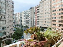 Vivienda de tres habitaciones y un baño en Travesía de Vigo photo 0