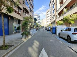 Local comercial de 111m2 con licencia para uso a vivienda. photo 0