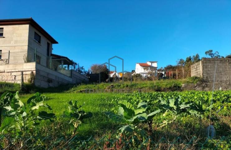 1323m2 en Recaré para uno o dos chalets photo 0