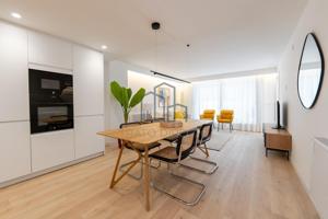 Piso de 100m2 con terraza, areotermia, plaza de garaje y trastero photo 0
