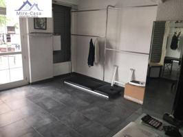 Local comercial en venta en Elche, Carrus photo 0
