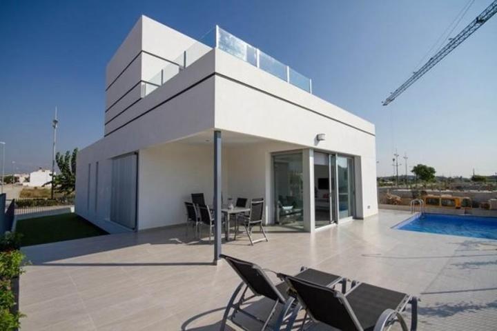 Chalet en venta en Dolores, NUEVA photo 0