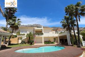 Chalet en venta en Altea, Altea photo 0