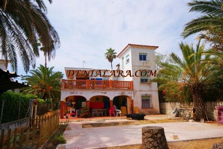 Chalet en venta en Denia, Las marinas photo 0