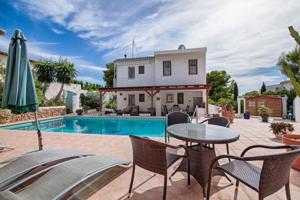 Chalet en venta en Benissa, Fustera photo 0