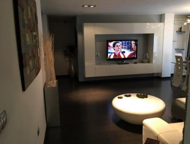 Piso en venta en Elche, Asilo - Pisos Azules photo 0