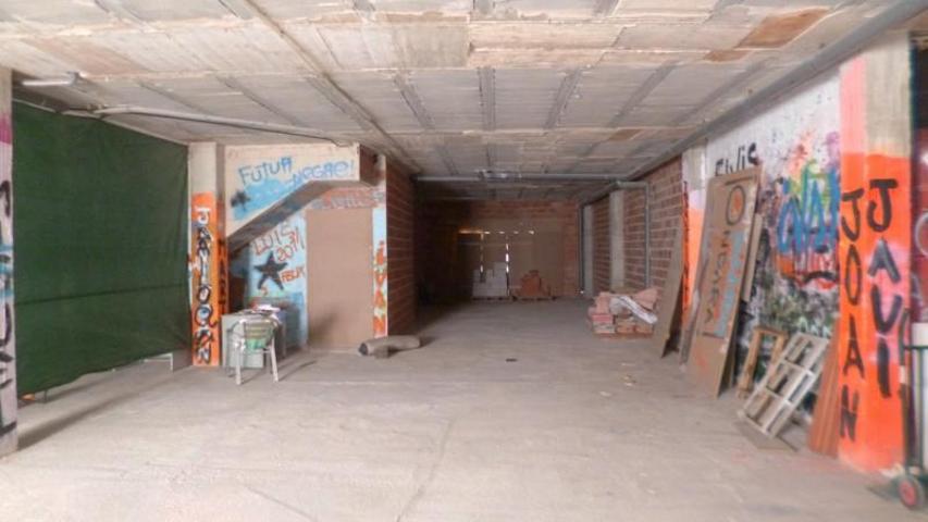 Local comercial en venta en Ondara photo 0