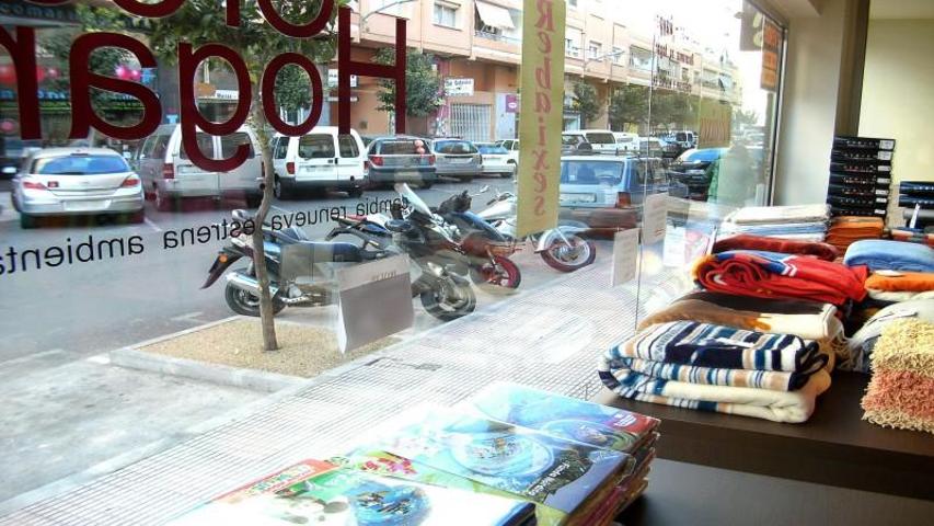 Local comercial en venta en Denia, CIU CENTRO photo 0