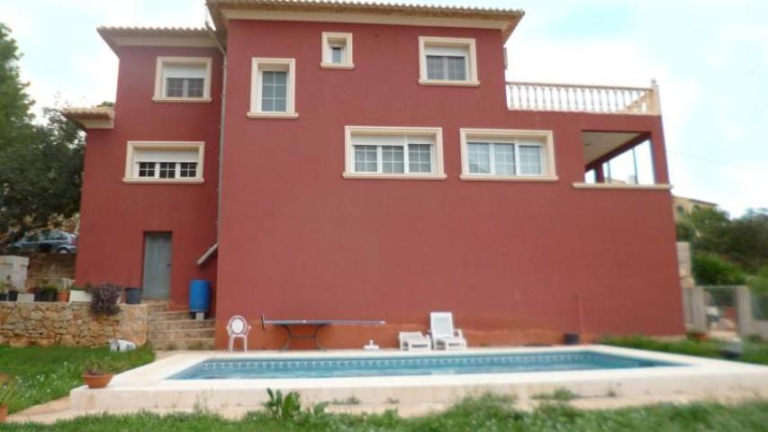 Chalet en venta en Denia, MON MITAD photo 0