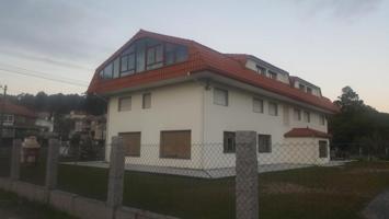 Edificio en venta en Gondomar photo 0