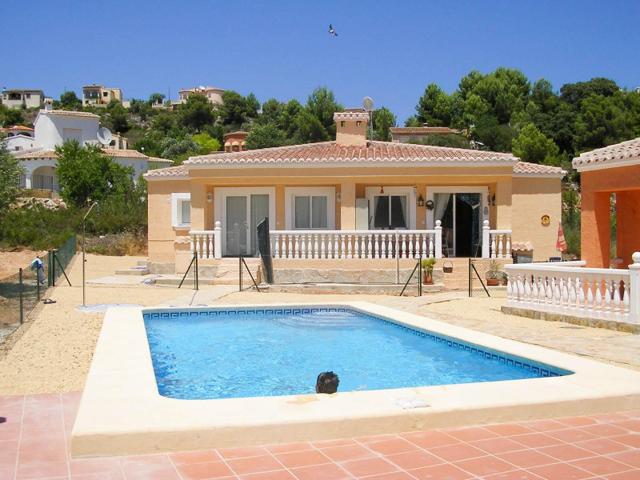 Adosada en venta en Alcalali photo 0