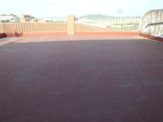 Piso en venta en Fuente Obejuna photo 0