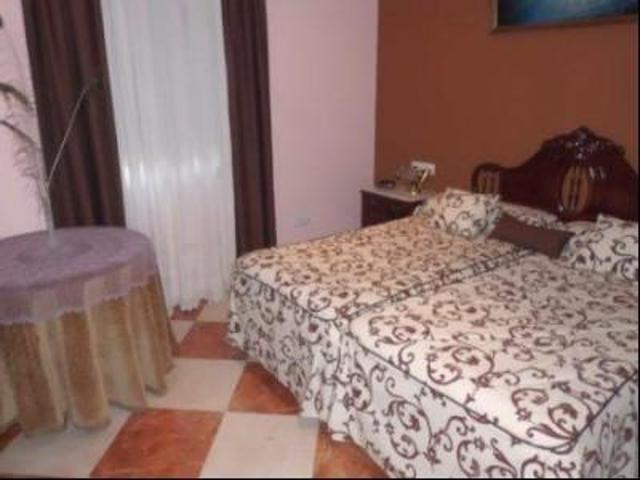 Chalet en venta en Fuente Obejuna photo 0