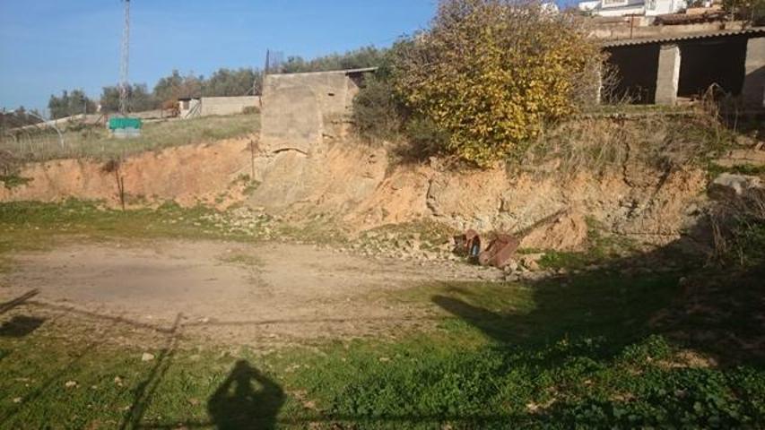 Terreno en venta en Espiel photo 0