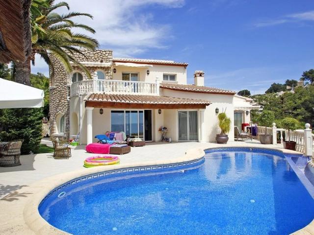 Chalet en venta en Benissa photo 0